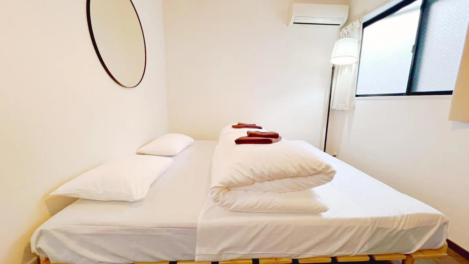 Eminaz Minami Otsuka 3F4F Apartment Tokyo