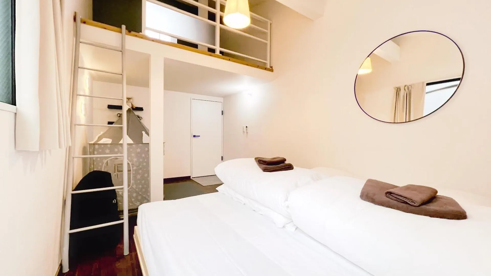 Eminaz Minami Otsuka 3F4F Apartment Tokyo Japan